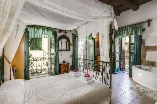 Luxury Tek Büyük Yataklı Oda, Şehir Manzaralı