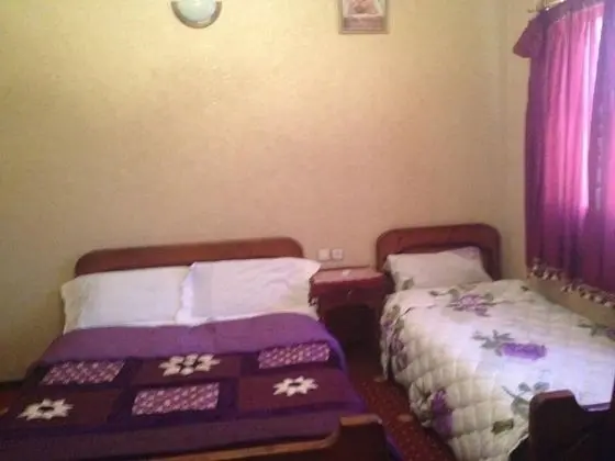 Üç Kişilik Oda
