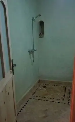 Üç Kişilik Oda