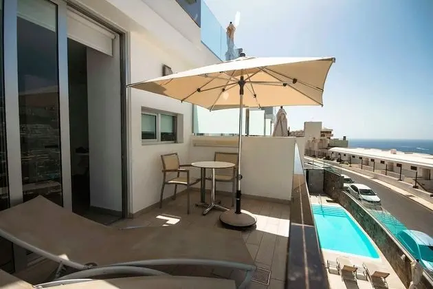 Premium 1-bed apt Balcony Top Floor