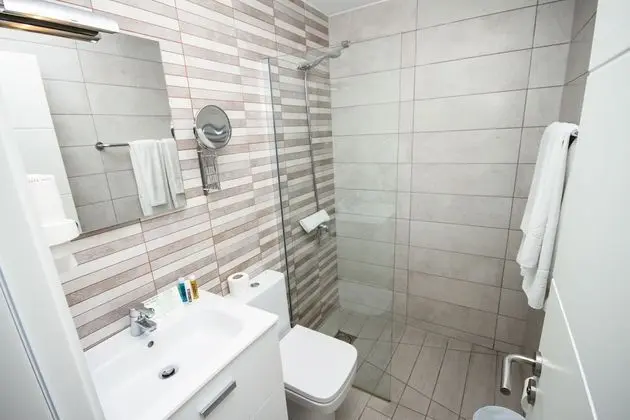 Premium 1-bed apt Balcony Top Floor