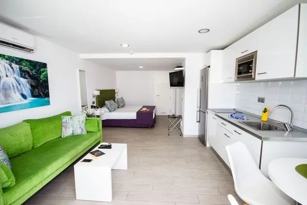 Premium Studio Terrace