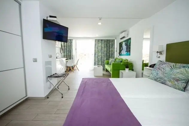 Premium Studio Terrace