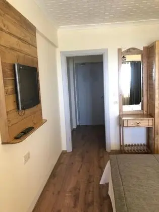 Standart Oda, Deniz ve Dağ Manzaralı, Balkonlu