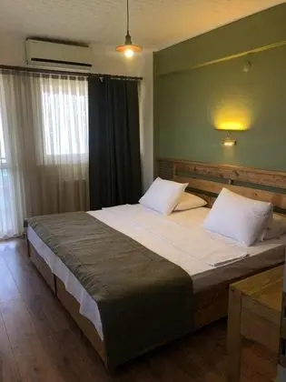 Standart Oda, Deniz ve Dağ Manzaralı, Balkonlu