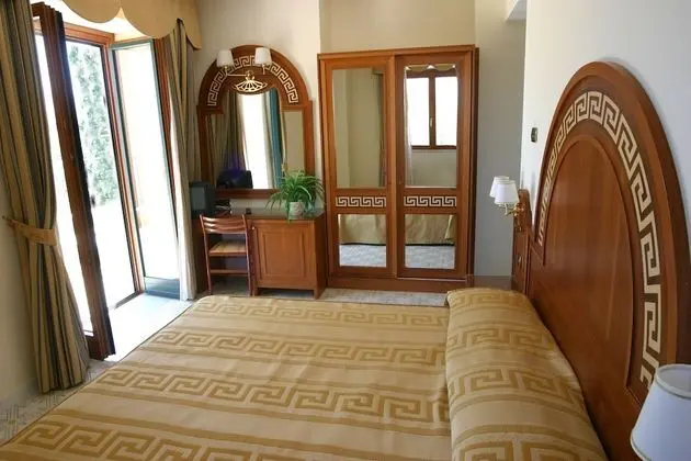 Comfort Tek Büyük Yataklı Oda, Balkon, Deniz Manzaralı