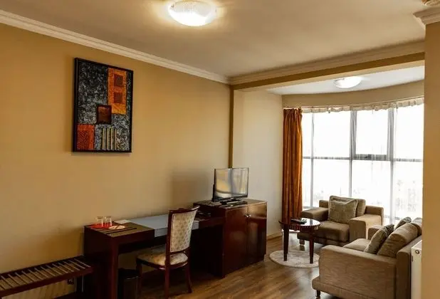 Deluxe Tek Büyük Yataklı Oda