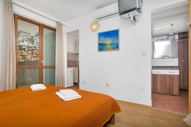 Stüdyo (Igor - 5 m from beach - SA2(4))