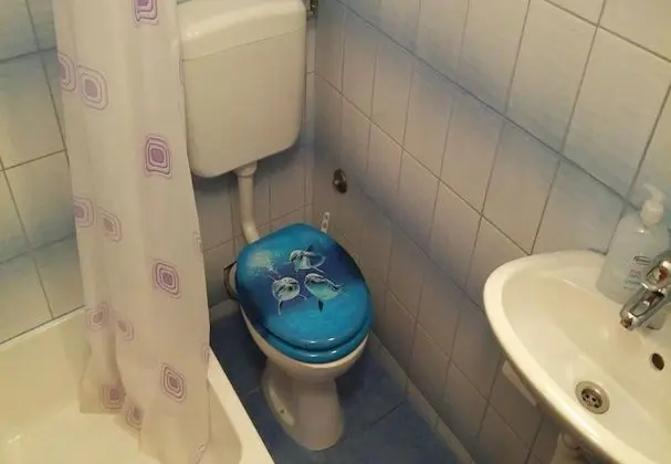 Apart Daire (Igor - near center - A3-Pharos(2+1))