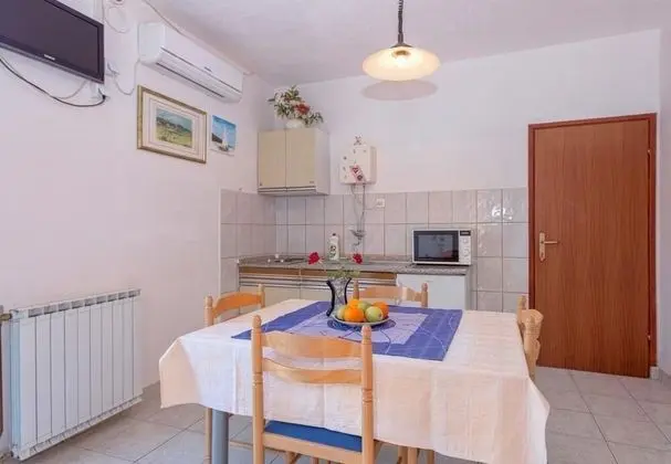 Apart Daire (Igor - near center - A4-Hector(2+2))