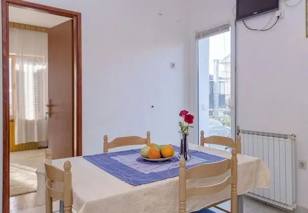 Apart Daire (Igor - near center - A4-Hector(2+2))