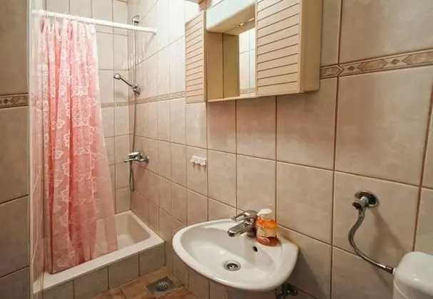 Stüdyo (Igor - near center - SA2-Agron(2))