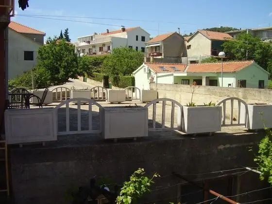 Stüdyo (Igor - near center - SA2-Agron(2))