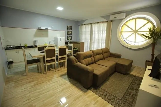 Apart Daire, 2 Yatak Odası, Havuz Manzaralı