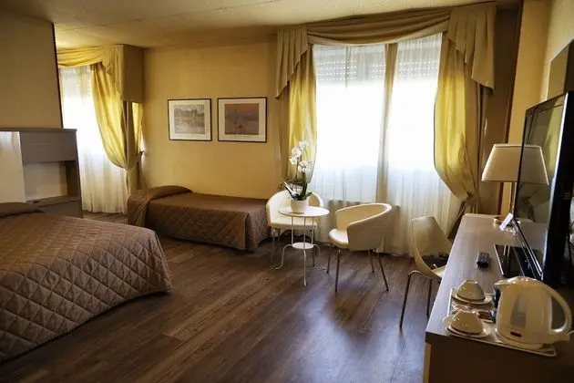 Standard Üç Kişilik Oda