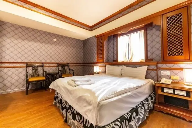 Deluxe Tek Büyük Yataklı Oda