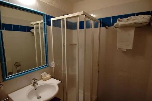 Standard Tek Büyük veya İki Ayrı Yataklı Oda