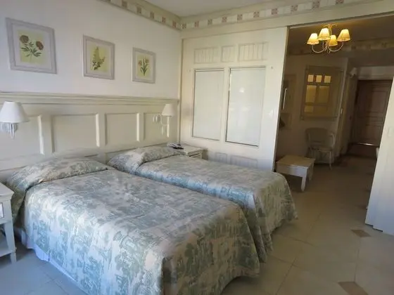 Junior Süit (Vista Lateral ao Mar)