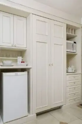 Junior Süit (Vista Lateral ao Mar)