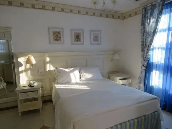 Süit (Vista Lateral ao Mar)