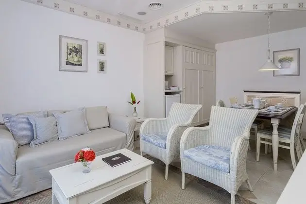 Süit (Vista Lateral ao Mar)