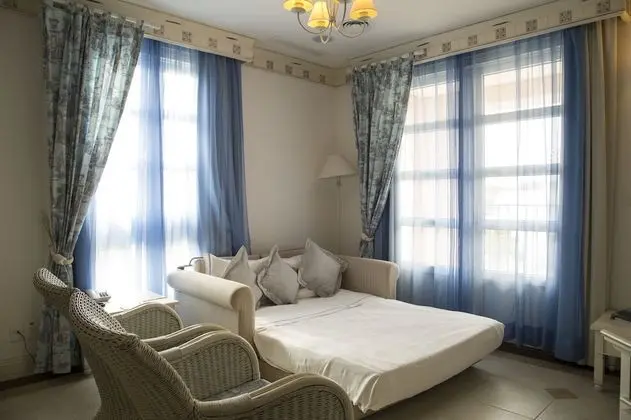 Süit (Vista Lateral ao Mar)