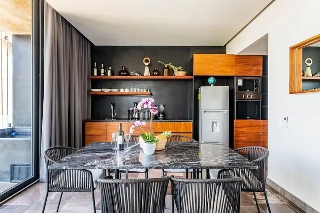 Deluxe Apart Daire, 2 Yatak Odası, Kişiye Özel Havuzlu, Kule