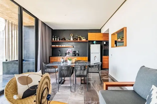 Deluxe Apart Daire, 2 Yatak Odası, Kişiye Özel Havuzlu, Kule