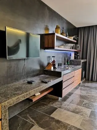 Superior Çatı Katı (Loft), 1 En Büyük (King) Boy Yatak ve Çekyat, Kişiye Özel Havuzlu, Zemin Kat