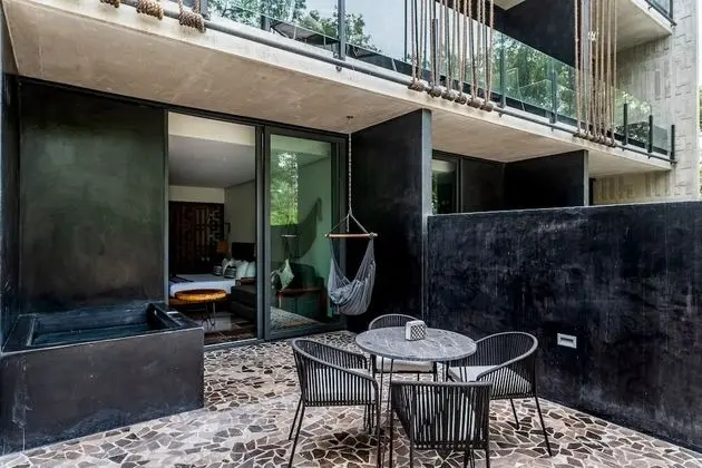 Superior Çatı Katı (Loft), 1 En Büyük (King) Boy Yatak ve Çekyat, Kişiye Özel Havuzlu, Zemin Kat