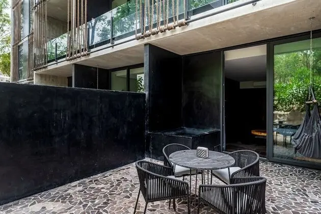 Superior Çatı Katı (Loft), 1 En Büyük (King) Boy Yatak ve Çekyat, Kişiye Özel Havuzlu, Zemin Kat