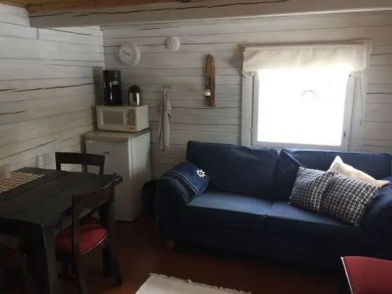 İki Ayrı Yataklı Oda, Ortak Banyo