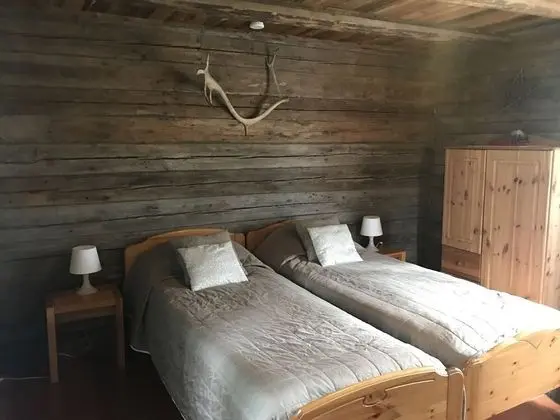 Tek Büyük Yataklı Oda, Ortak Banyo