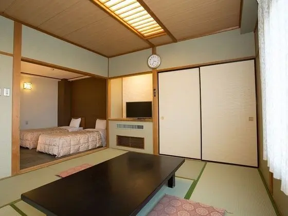 Traditional Oda, Sigara İçilmez (Japanese-style, with 2 Single Beds)