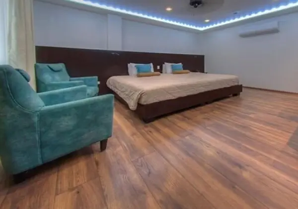 Standard Tek Büyük veya İki Ayrı Yataklı Oda