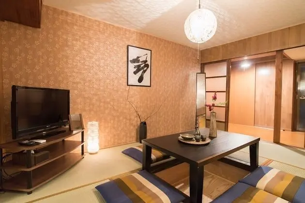 Traditional Ev (Japanese Style)