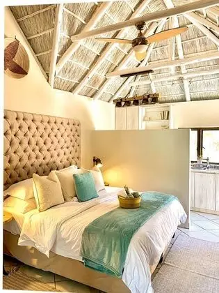 Standard Kır Evi (Pool Cottage)