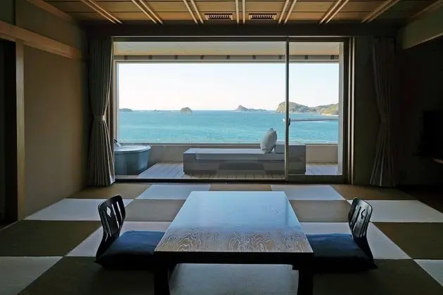 Basic Dört Kişilik Oda, Özel Banyo, Deniz Manzaralı (Japanese Style, Open air-Bath)