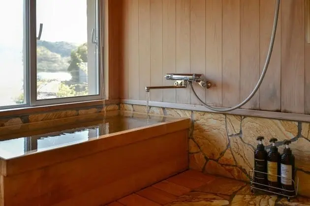 Basic Dört Kişilik Oda, Özel Banyo, Deniz Manzaralı (Japanese Style, Open air-Bath)