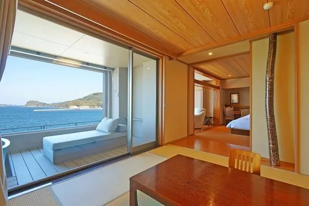 Premium İki Ayrı Yataklı Oda, 2 Yatak Odası, Özel Banyo, Deniz Manzaralı (Open air-Bath)