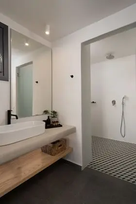 Stüdyo Süit, Havuz Kullanımı, Havuz Manzaralı