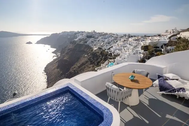 The Boatman House, Caldera VIew (Superior Studio)