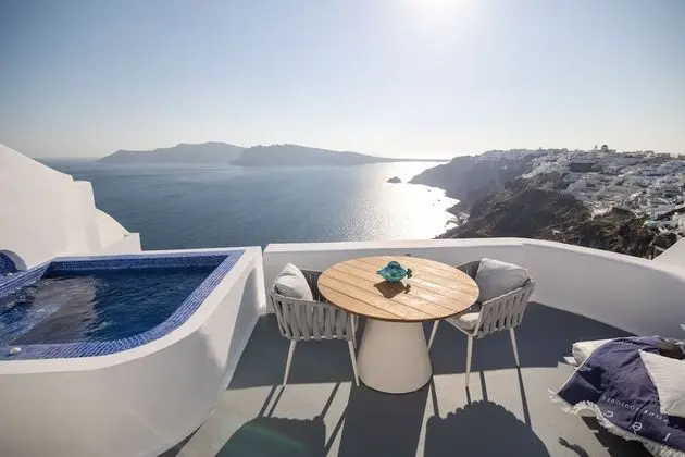 The Boatman House, Caldera VIew (Superior Studio)