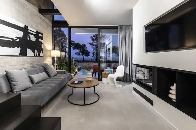 Luxury Villa