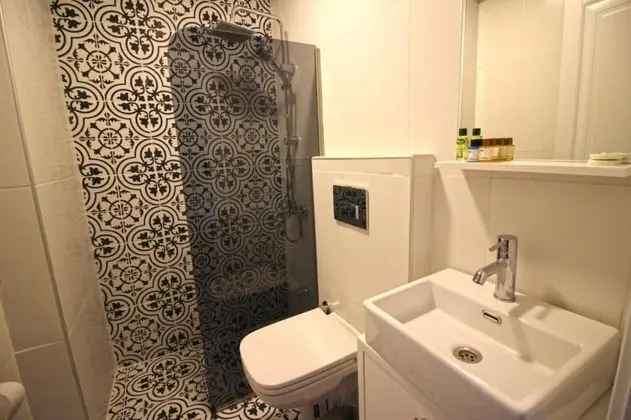 Standart Oda, Bahçe Manzaralı