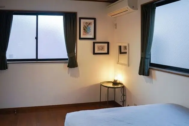Ev (Private Vacation)