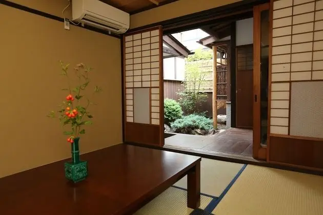 Traditional Ev (Entire Machiya 1~4 Persons)