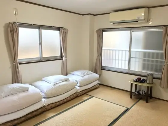 Üç Kişilik Oda, Sigara İçilmez, Ortak Banyo (for 2, 3 Persons)