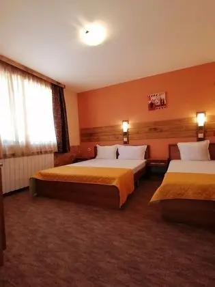Standard Üç Kişilik Oda
