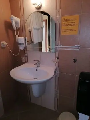 Standard Üç Kişilik Oda